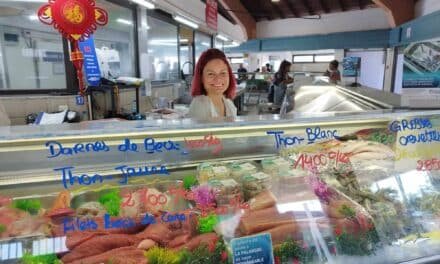 Isabelle Lechanteur, la bonne humeur du marché de Nouméa