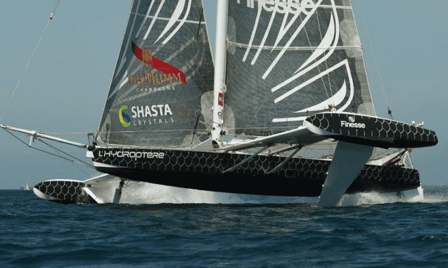 Maman les p’tits bateaux qui vont sur l’eau : l’hydroptère