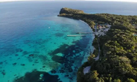 Retour de Lifou pour l’Antea, éclaireur des récifs